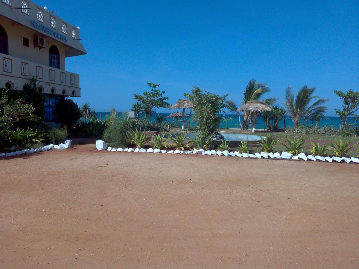 Sea View Beach Hotel Nilaveli Exterior photo